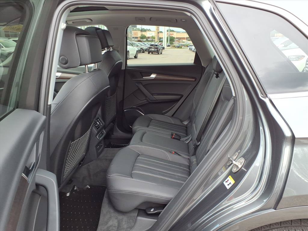 Used 2023 Audi Q5 2.0T Premium AWD/4WD image 12