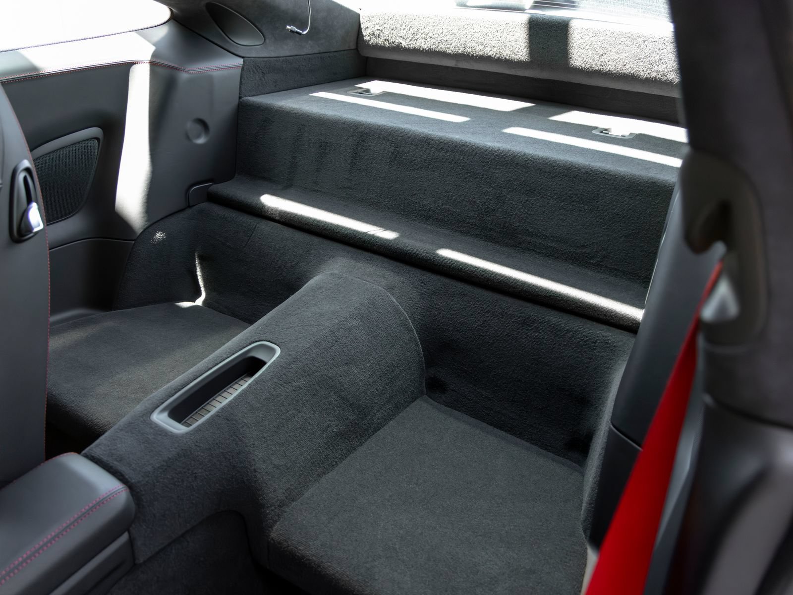 Certified 2018 Porsche 911 GT3 RWD image 44
