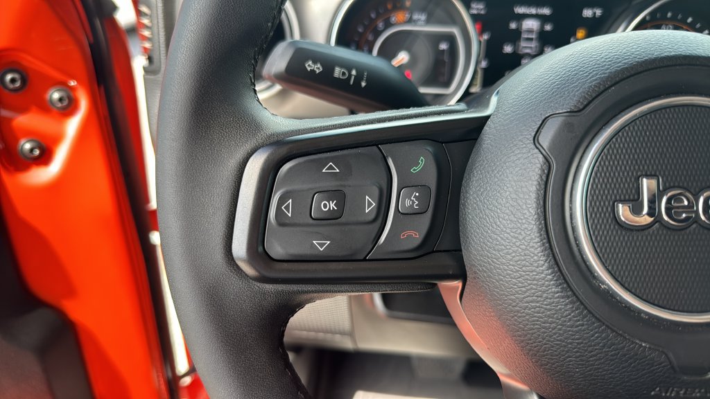 Used 2023 Jeep Wrangler Unlimited Sport AWD/4WD image 19