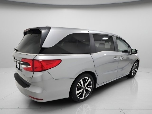 Used 2023 Honda Odyssey Touring image 13