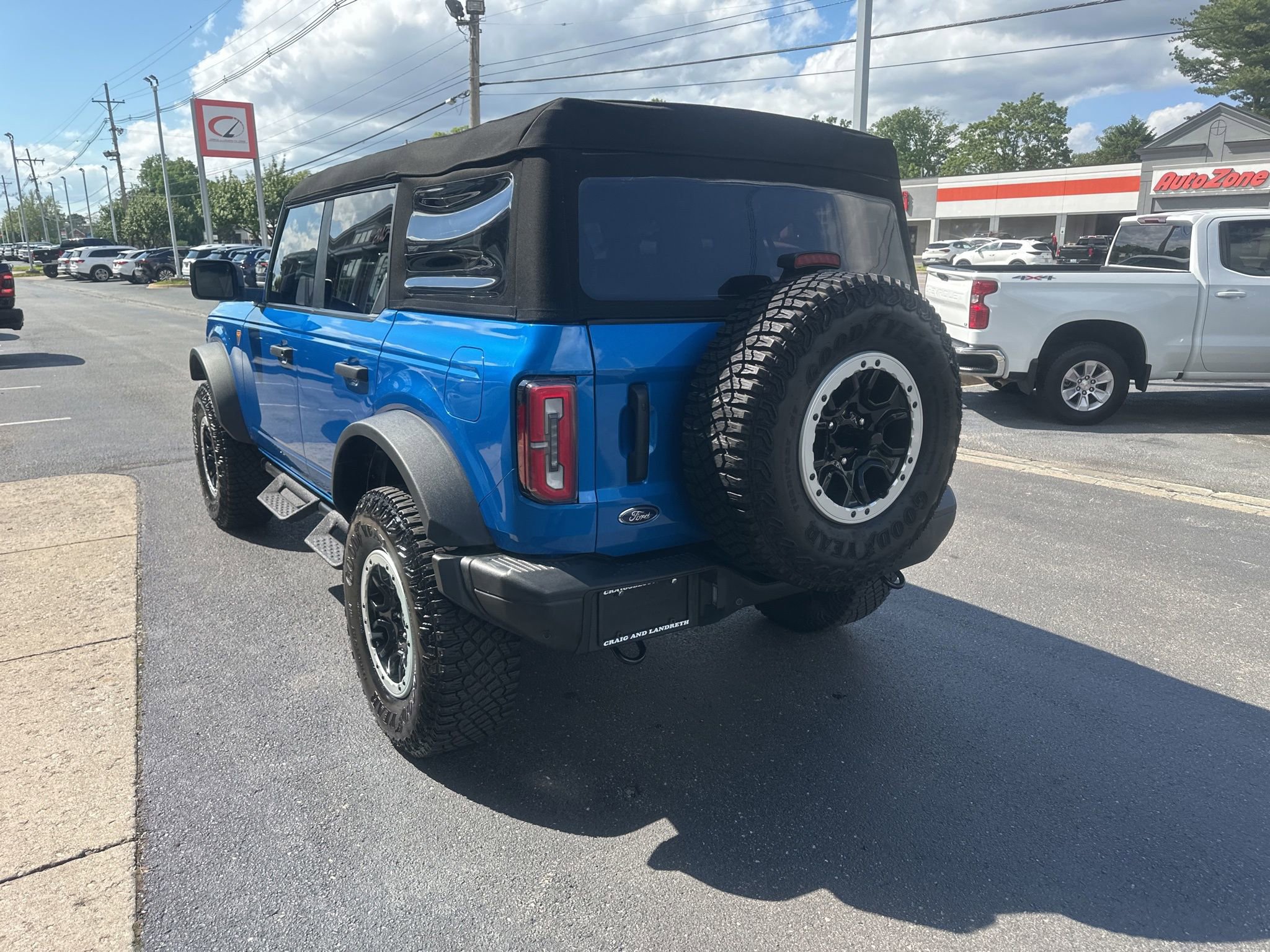 Used 2023 Ford Bronco Badlands AWD/4WD image 7