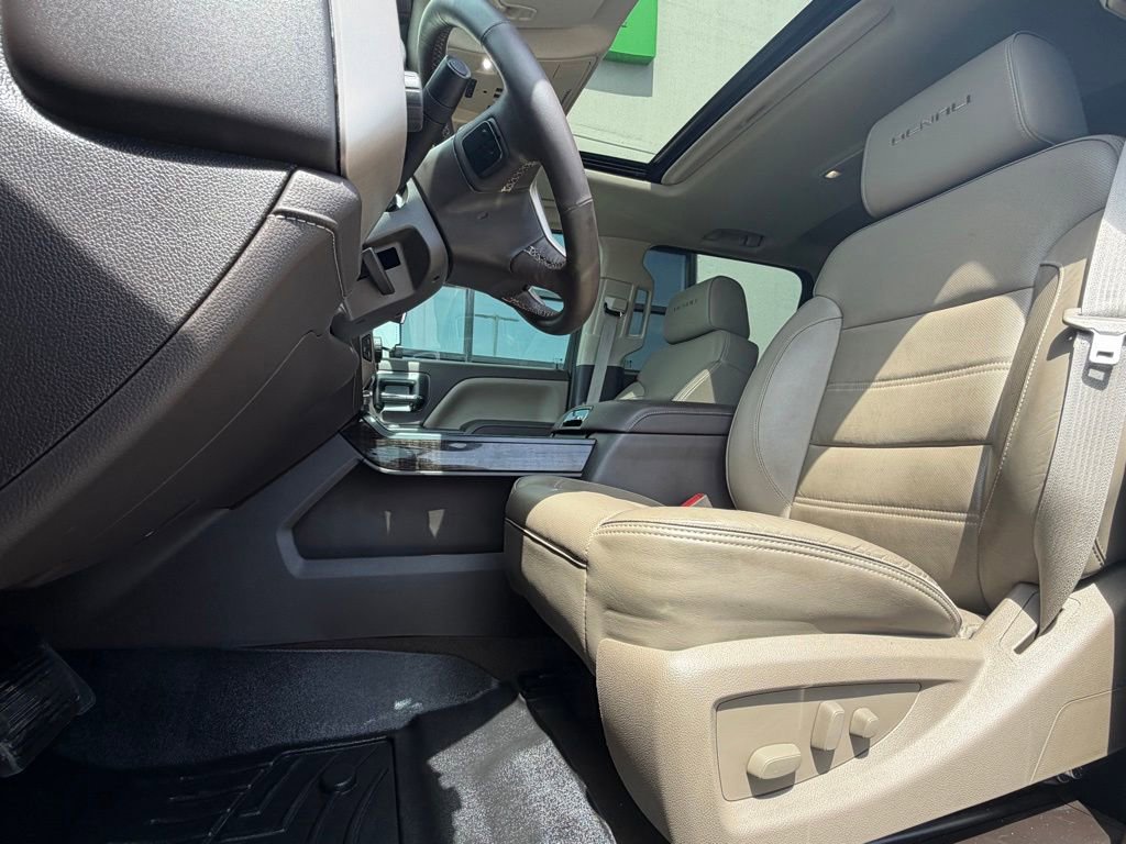Used 2015 GMC Sierra 3500 Denali w/ Duramax Plus Package AWD/4WD image 7
