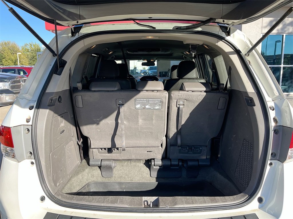 Used 2015 Honda Odyssey Touring Elite image 27