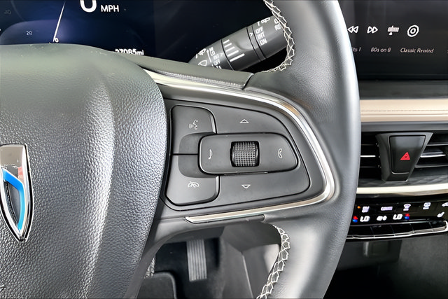 Used 2024 Buick Encore GX Avenir FWD image 11
