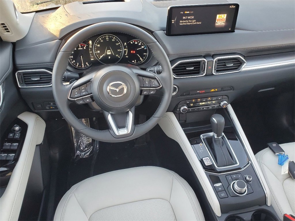 New 2025 MAZDA CX-5 AWD 2.5 S w/ Premium Plus Pkg image 18