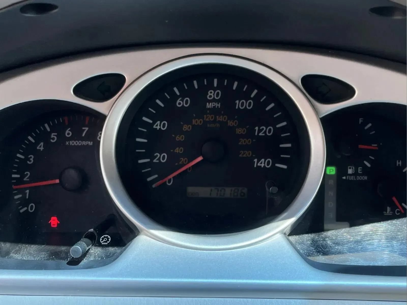 Used 2005 Toyota Highlander 4WD V6 w/ 3rd Row image 5