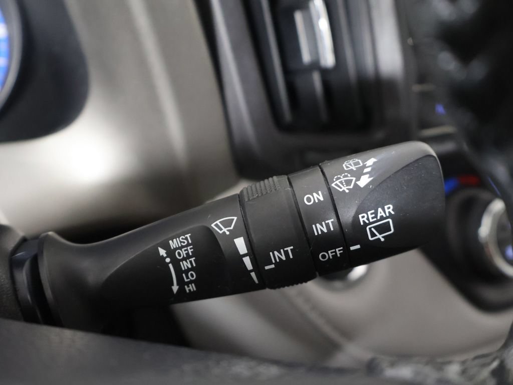 Used 2018 Toyota RAV4 XLE w/ Plus Extra Value Package FWD image 41