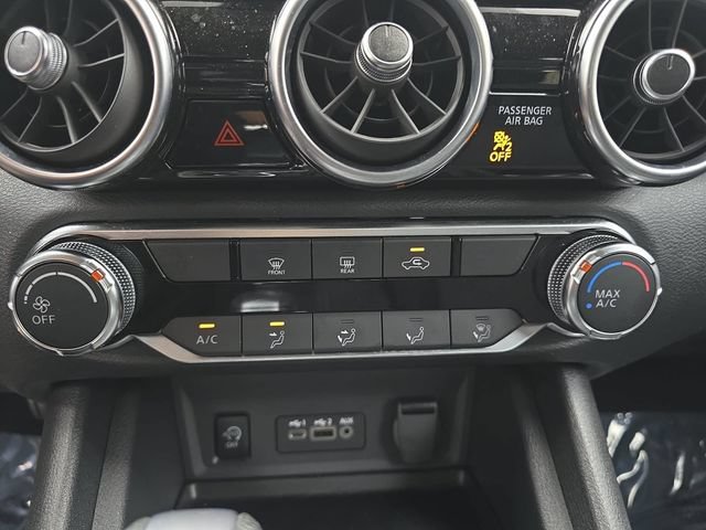 Used 2025 Nissan Sentra SV FWD image 23