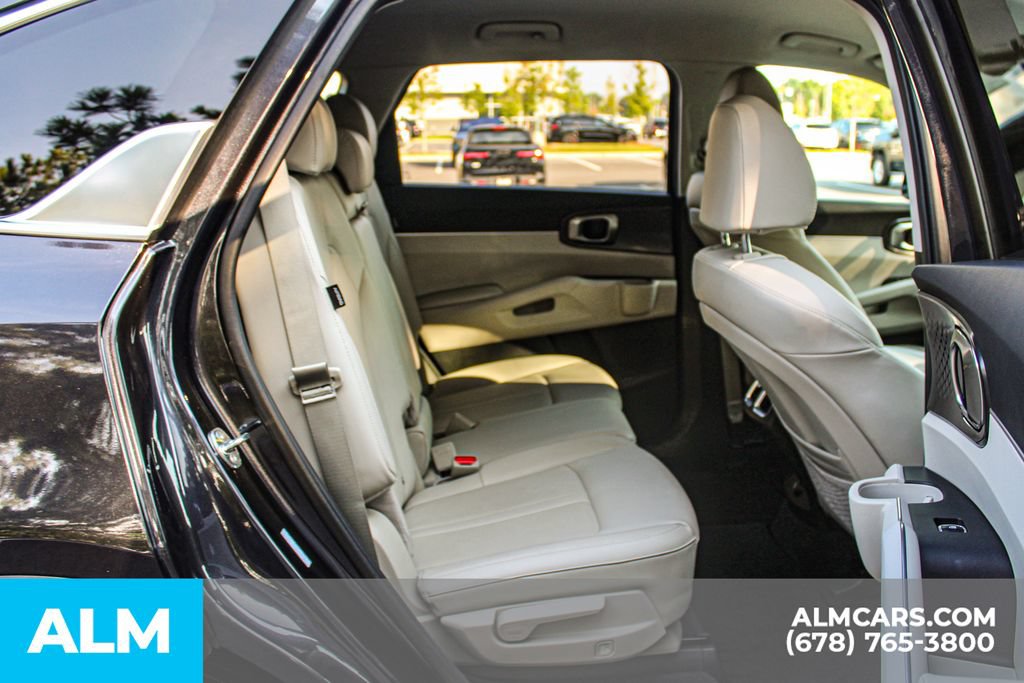 Used 2025 Kia Sorento S AWD/4WD image 21