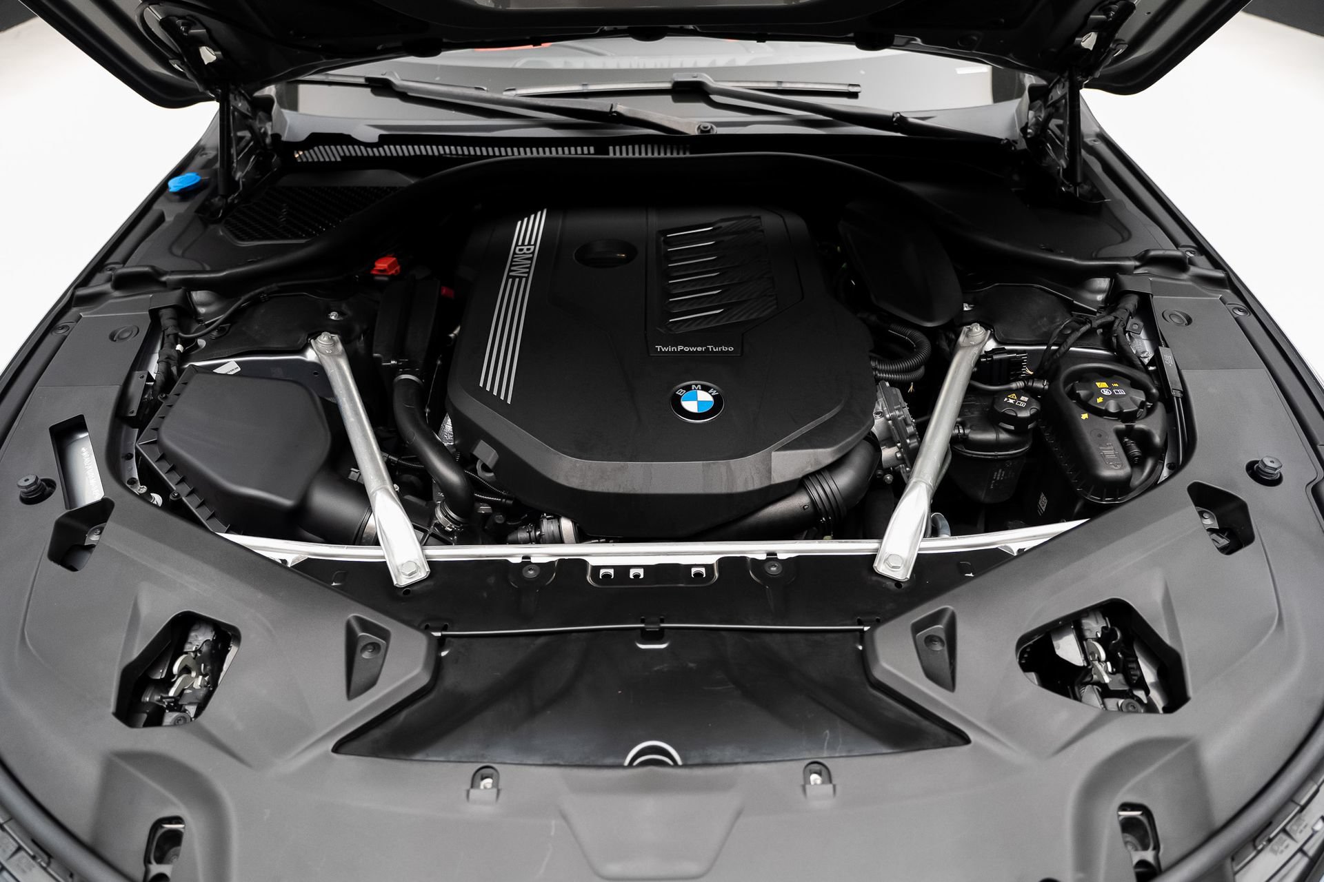 Used 2024 BMW 840i Convertible w/ M Sport Professional Package RWD image 75