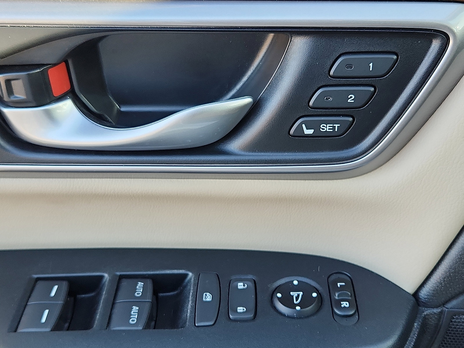 Used 2018 Honda CR-V EX-L image 27