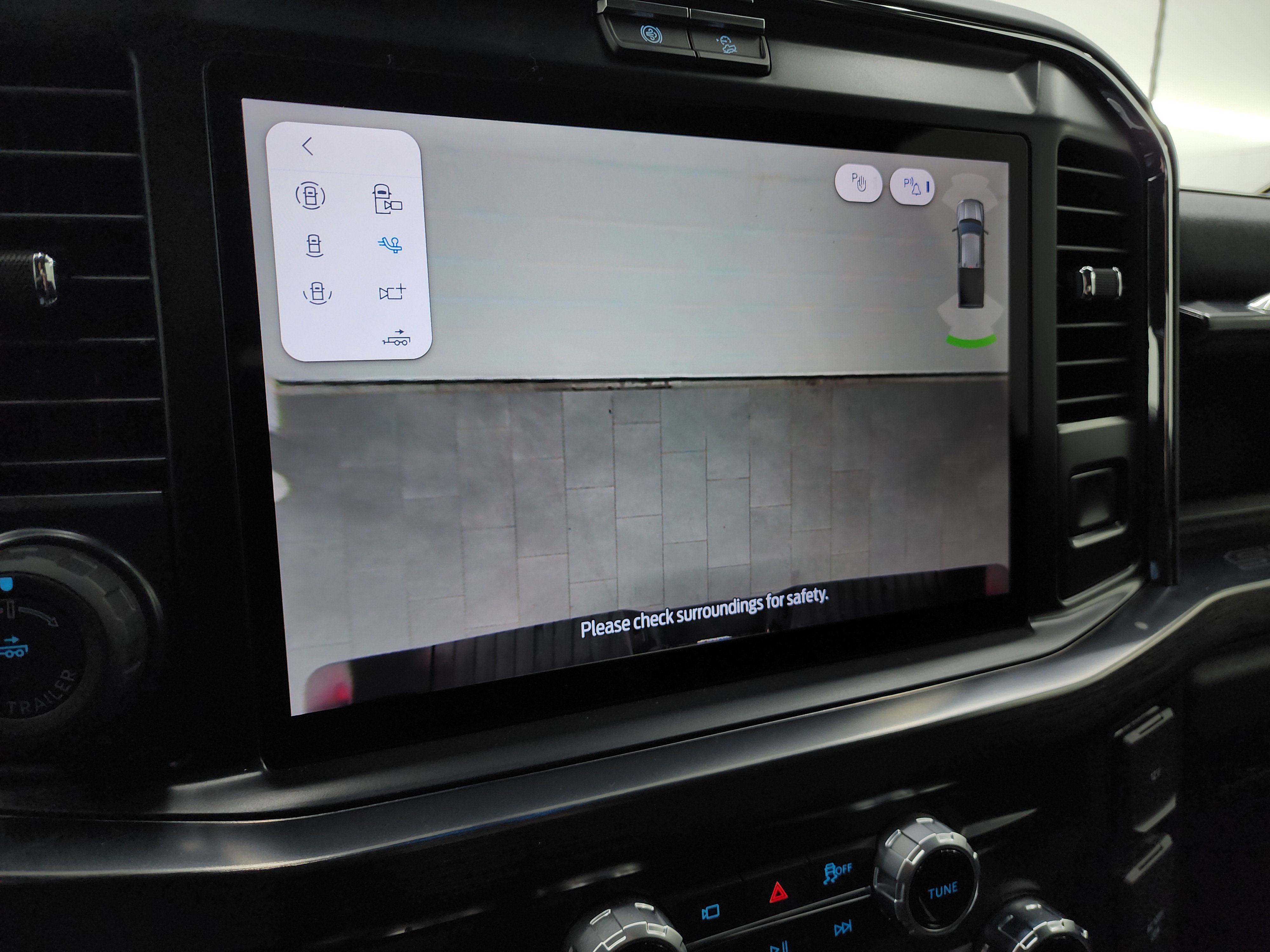 Used 2025 Ford F350 Lariat w/ Lariat Ultimate Package image 19