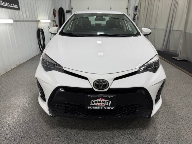 Used 2017 Toyota Corolla SE w/ Carpet Mat Package (TMS) FWD image 2