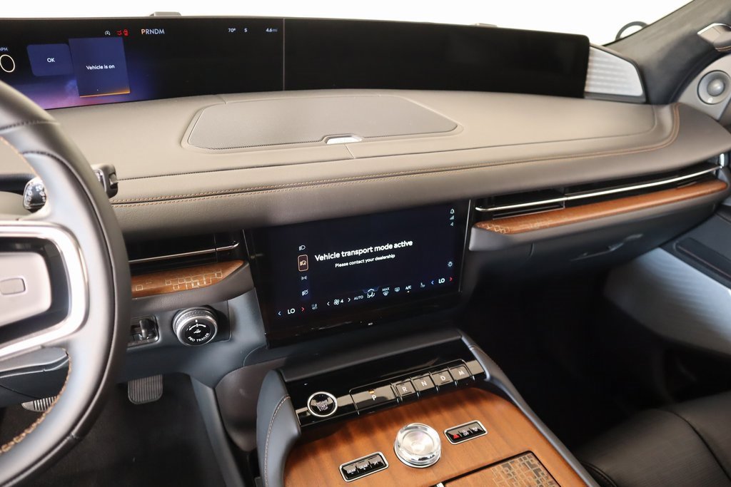 New 2025 Lincoln Navigator L Black Label image 5