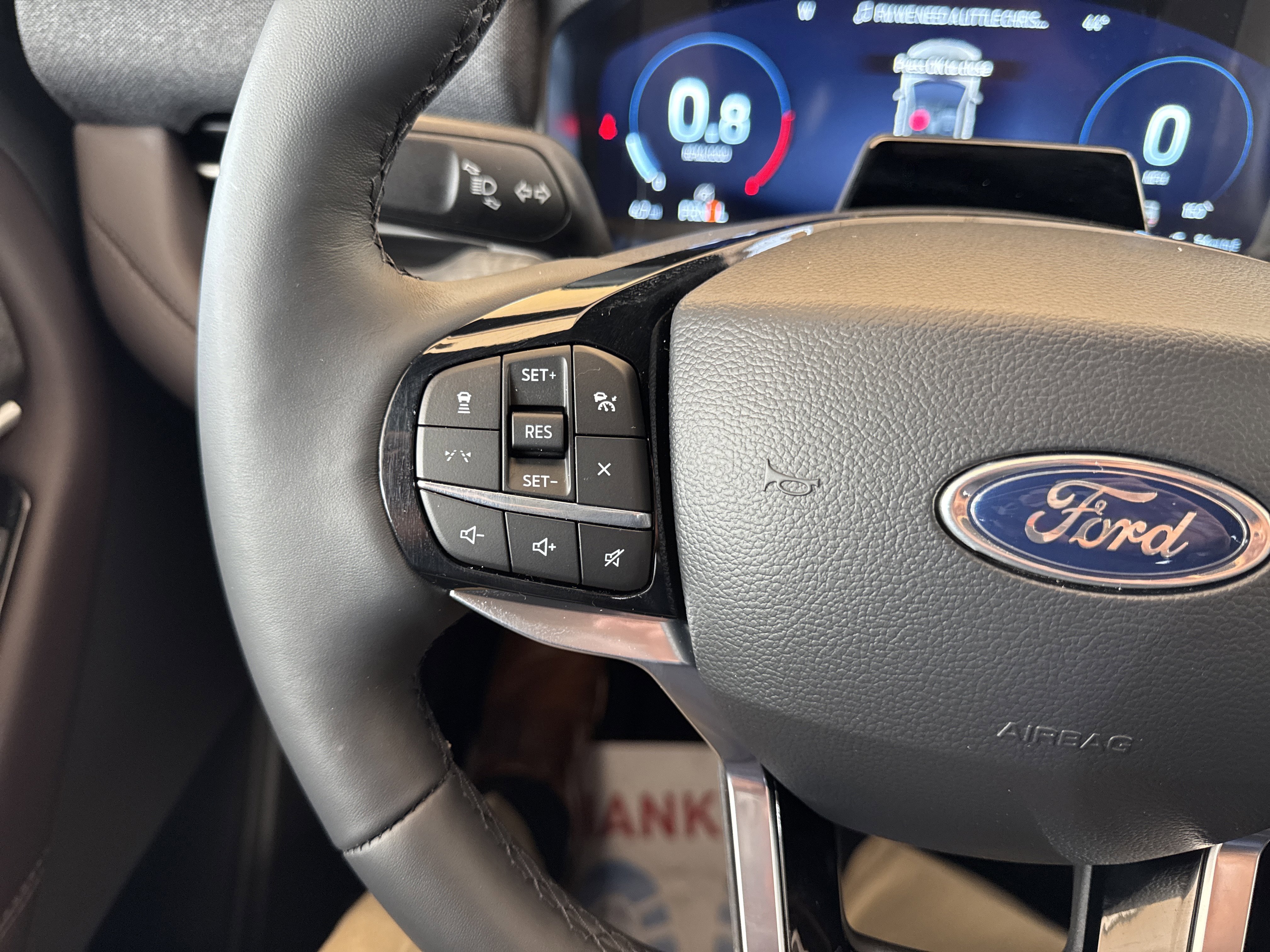 New 2026 Ford Explorer Platinum image 25