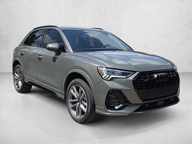 Used 2025 Audi Q3 2.0T Premium w/ Convenience Package AWD/4WD image 3