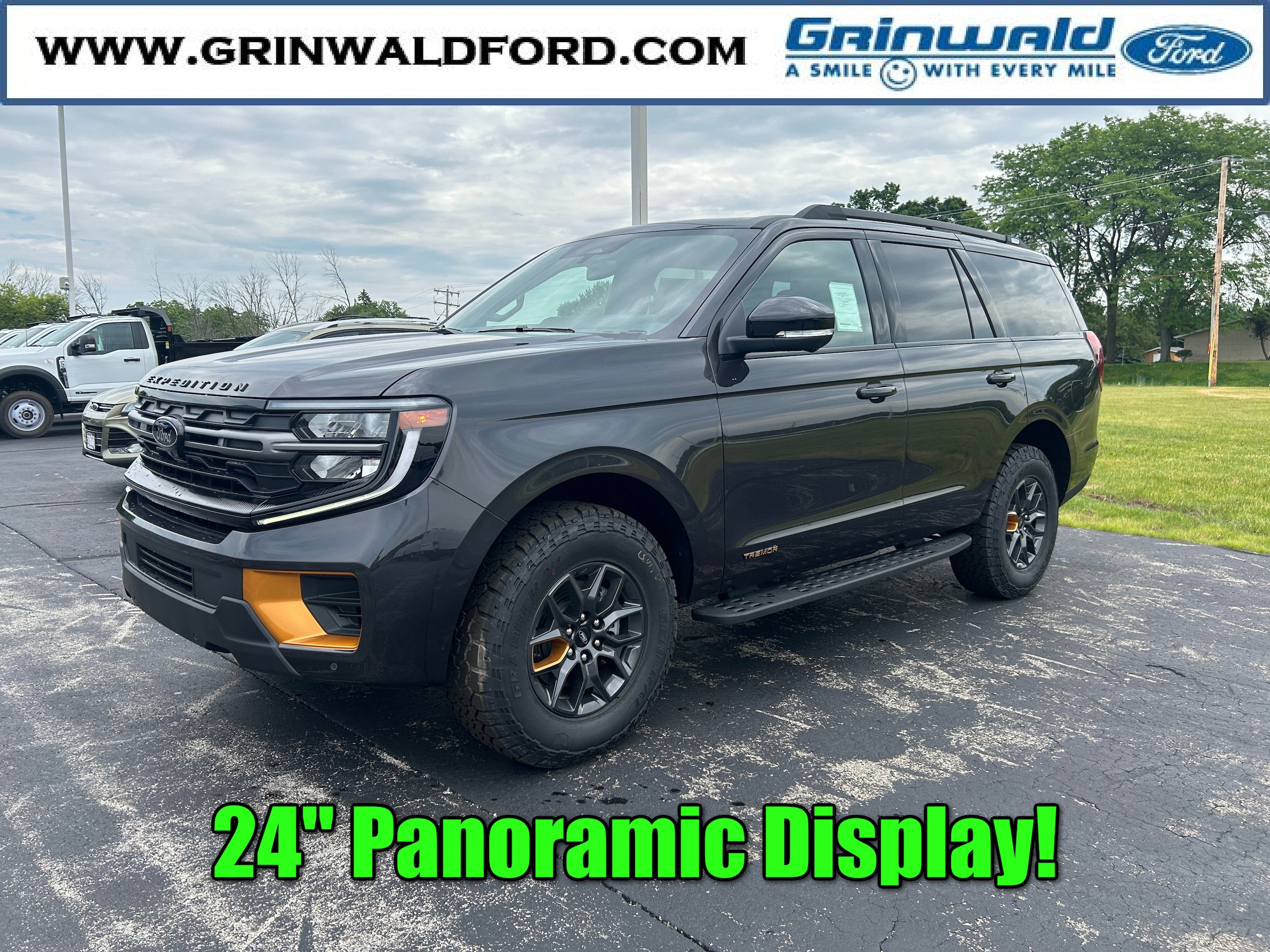 New 2026 Ford Expedition Tremor AWD/4WD image 1