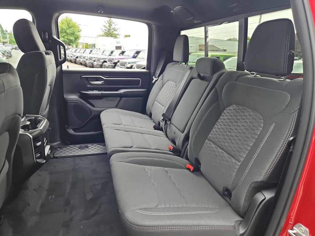 New 2026 RAM 1500 Big Horn AWD/4WD image 14