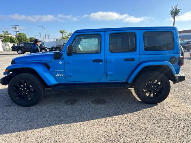 Used 2022 Jeep Wrangler Unlimited Sahara AWD/4WD image 8