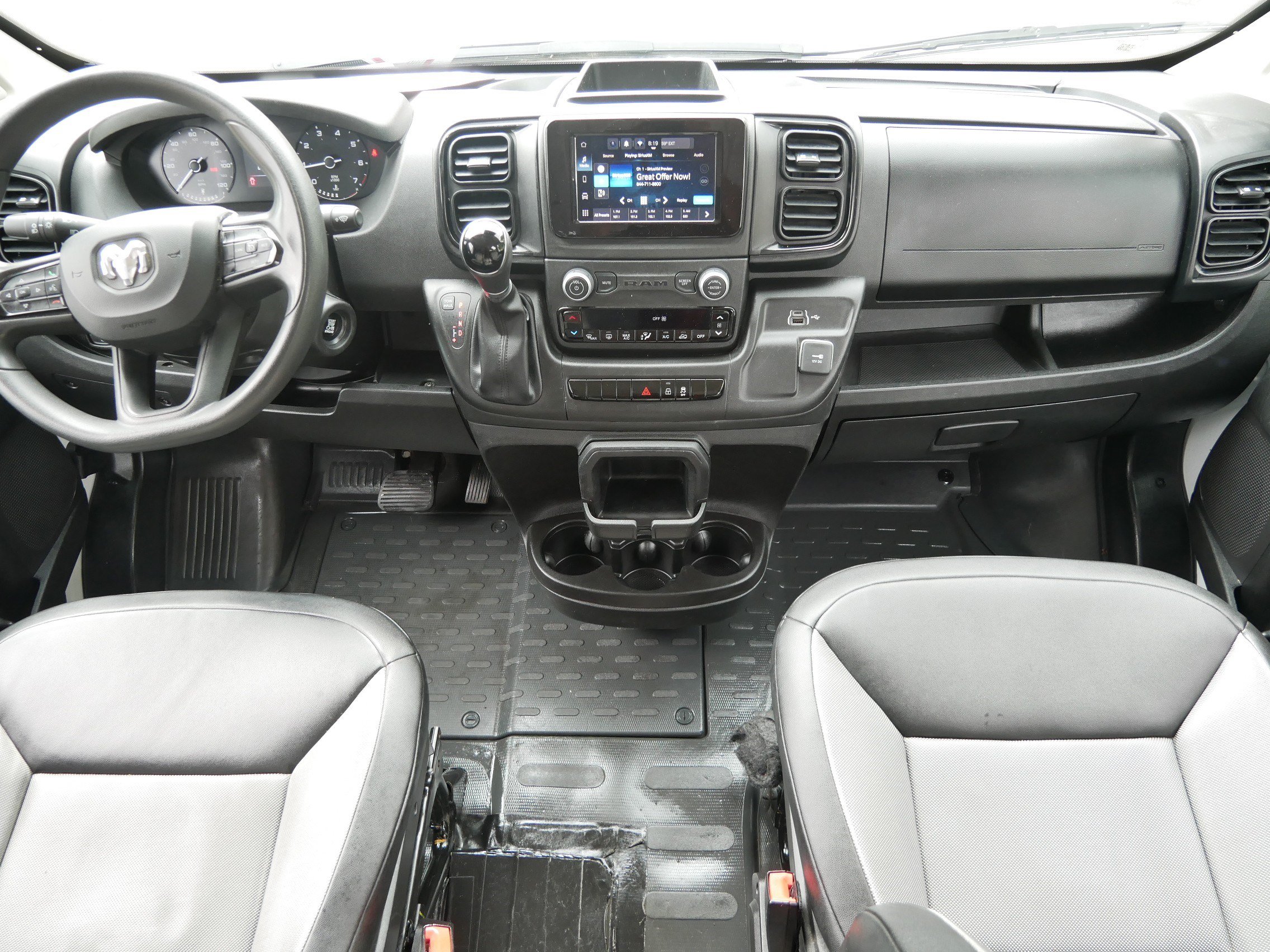 Used 2023 RAM ProMaster 2500 FWD image 10