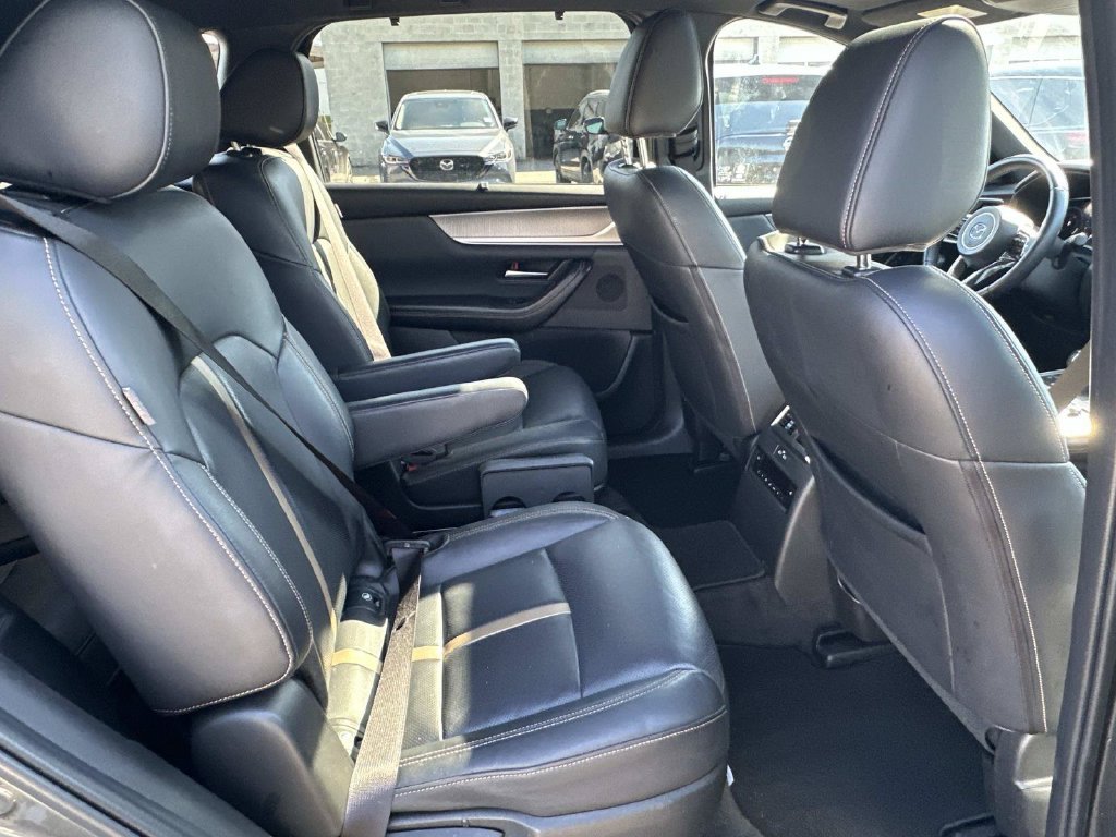 Used 2024 MAZDA CX-90 Plug-In Hybrid w/ Premium Plus AWD/4WD image 31