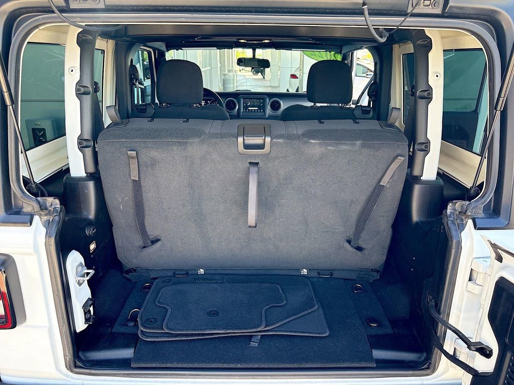 Used 2022 Jeep Wrangler Sport S image 24