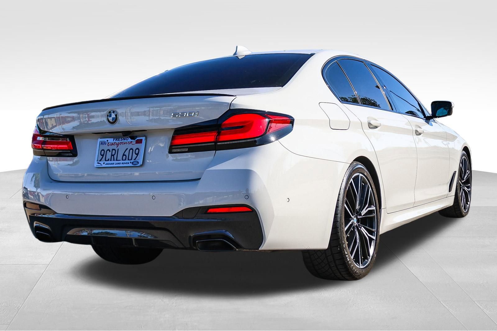 Used 2023 BMW 530i w/ M Sport Package image 6