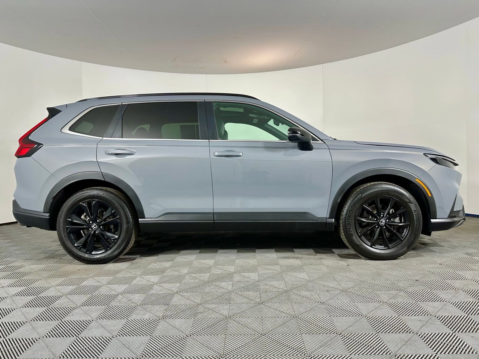 Used 2024 Honda CR-V Sport Touring image 28