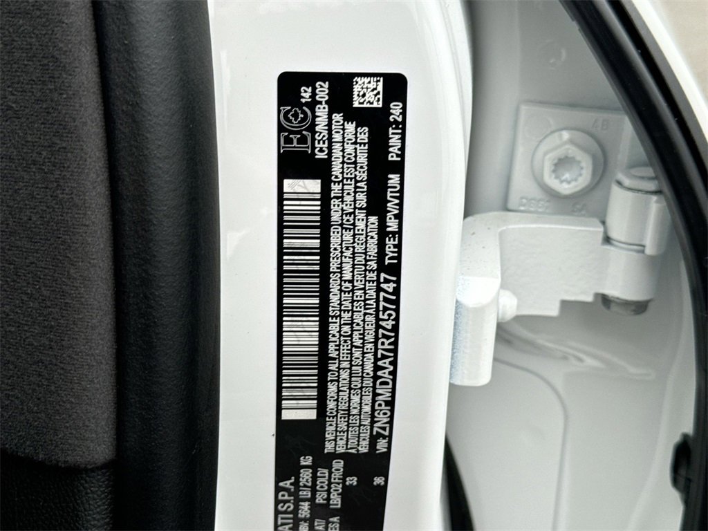 New 2024 Maserati Grecale GT image 37