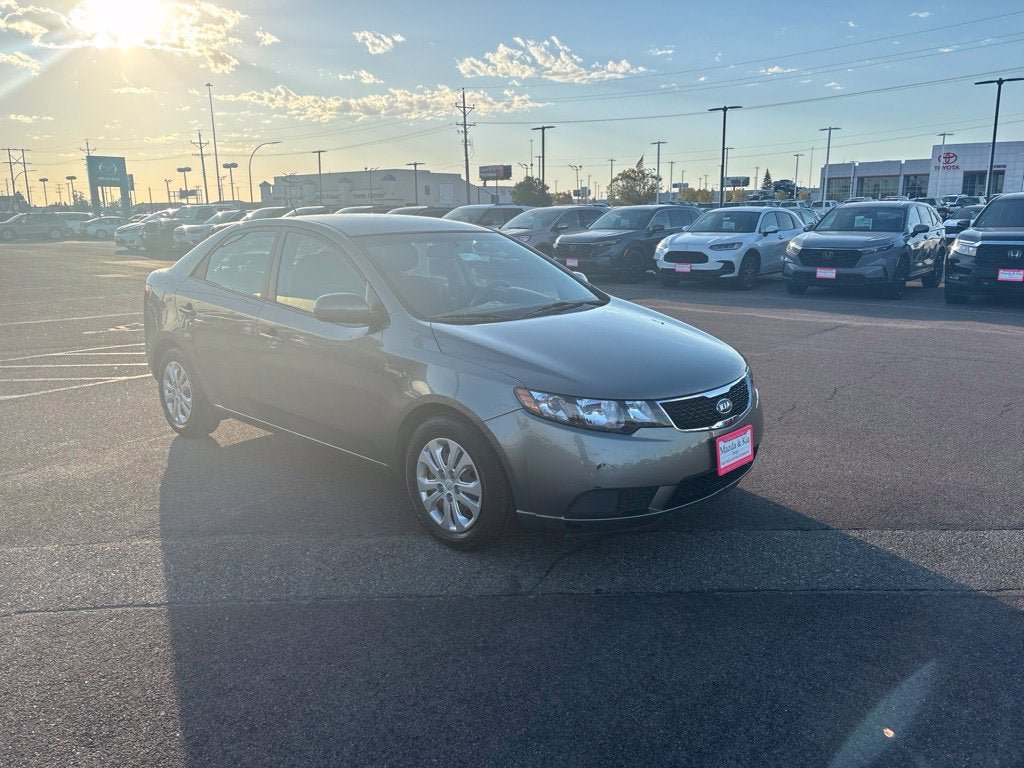 Used 2012 Kia Forte EX FWD image 4