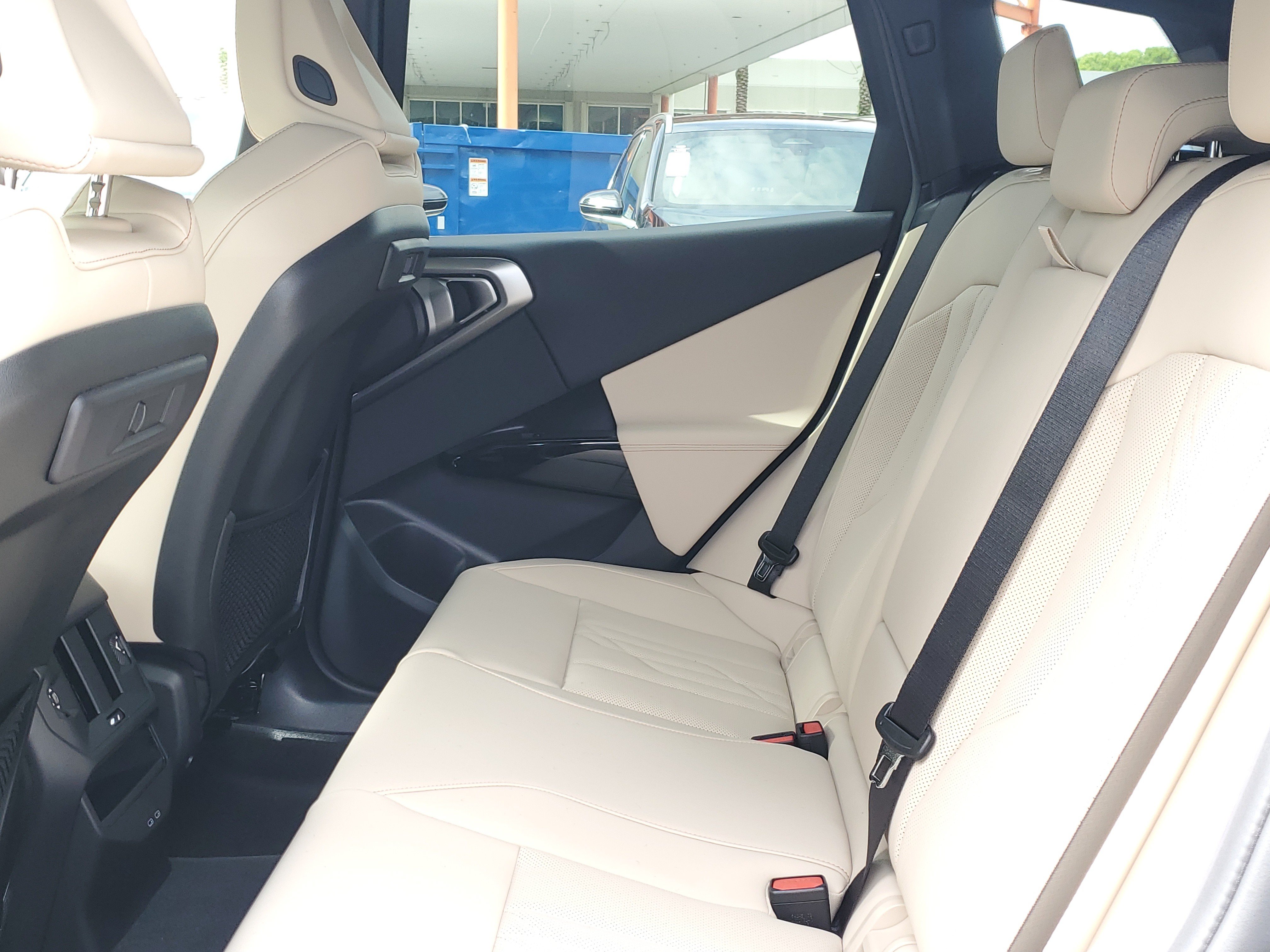 New 2026 BMW X3 xDrive30i w/ Convenience Package AWD/4WD image 9