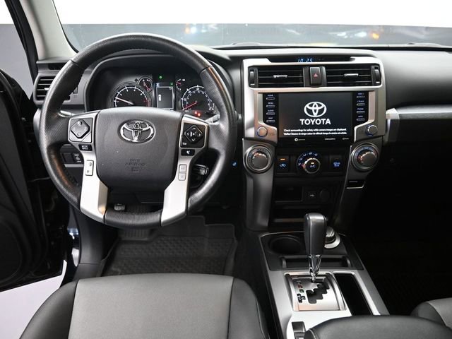 Used 2024 Toyota 4Runner SR5 Premium w/ Moonroof Package AWD/4WD image 11