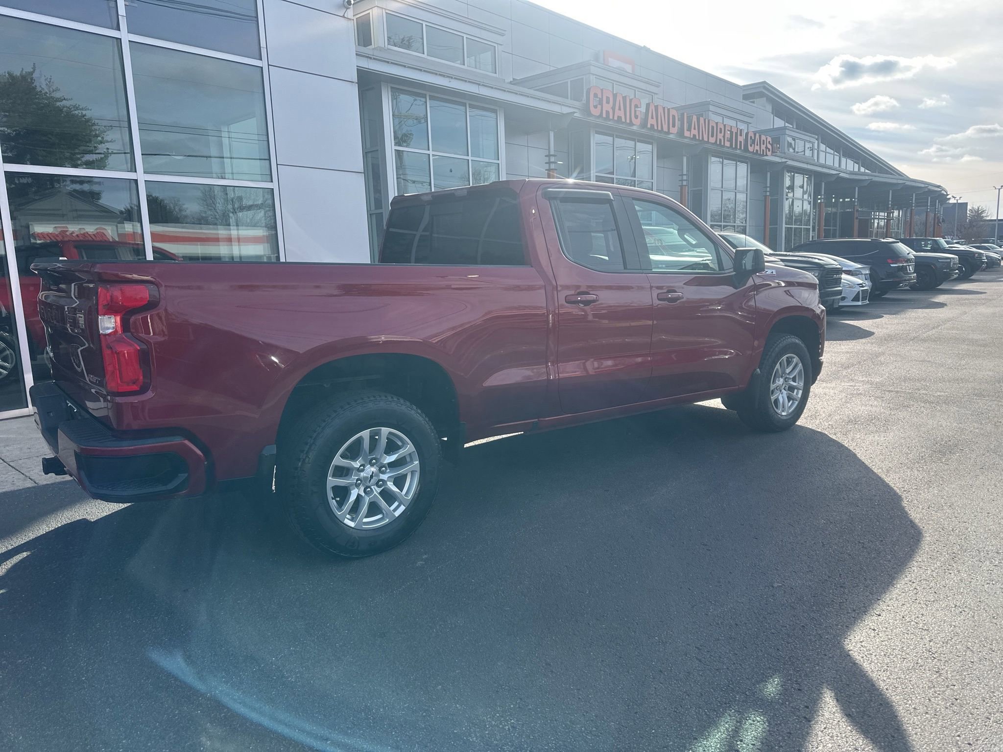 Used 2019 Chevrolet Silverado 1500 RST image 3