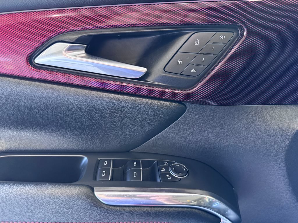 Certified 2025 Chevrolet Traverse RS AWD/4WD image 27