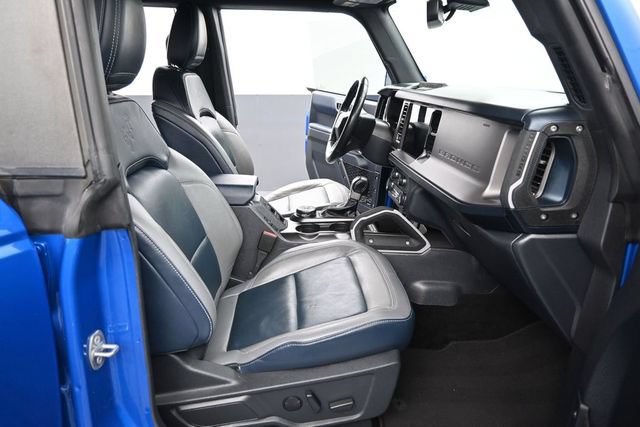 Used 2022 Ford Bronco Outer Banks AWD/4WD image 12