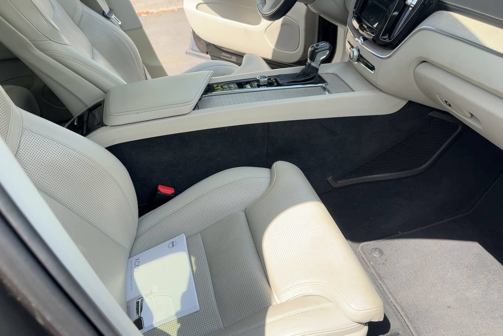 Used 2019 Volvo XC60 T6 Inscription AWD/4WD image 15