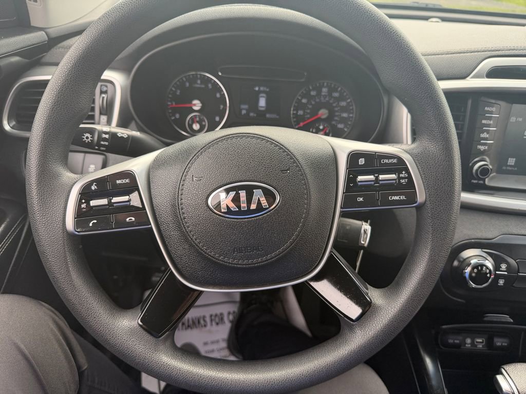 Used 2019 Kia Sorento LX image 15