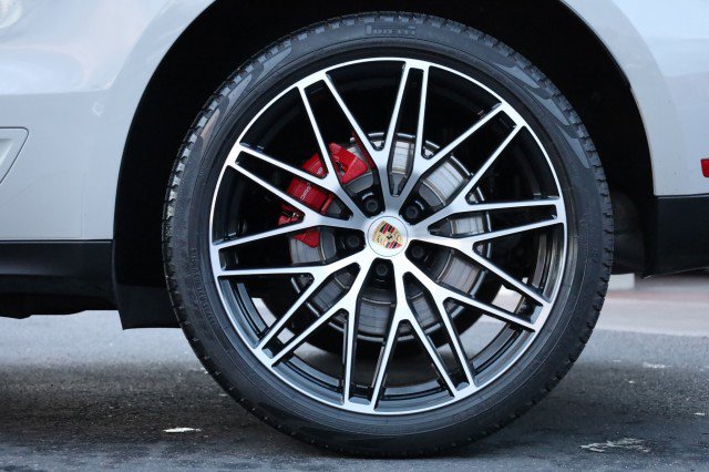 Used 2023 Porsche Macan S image 60