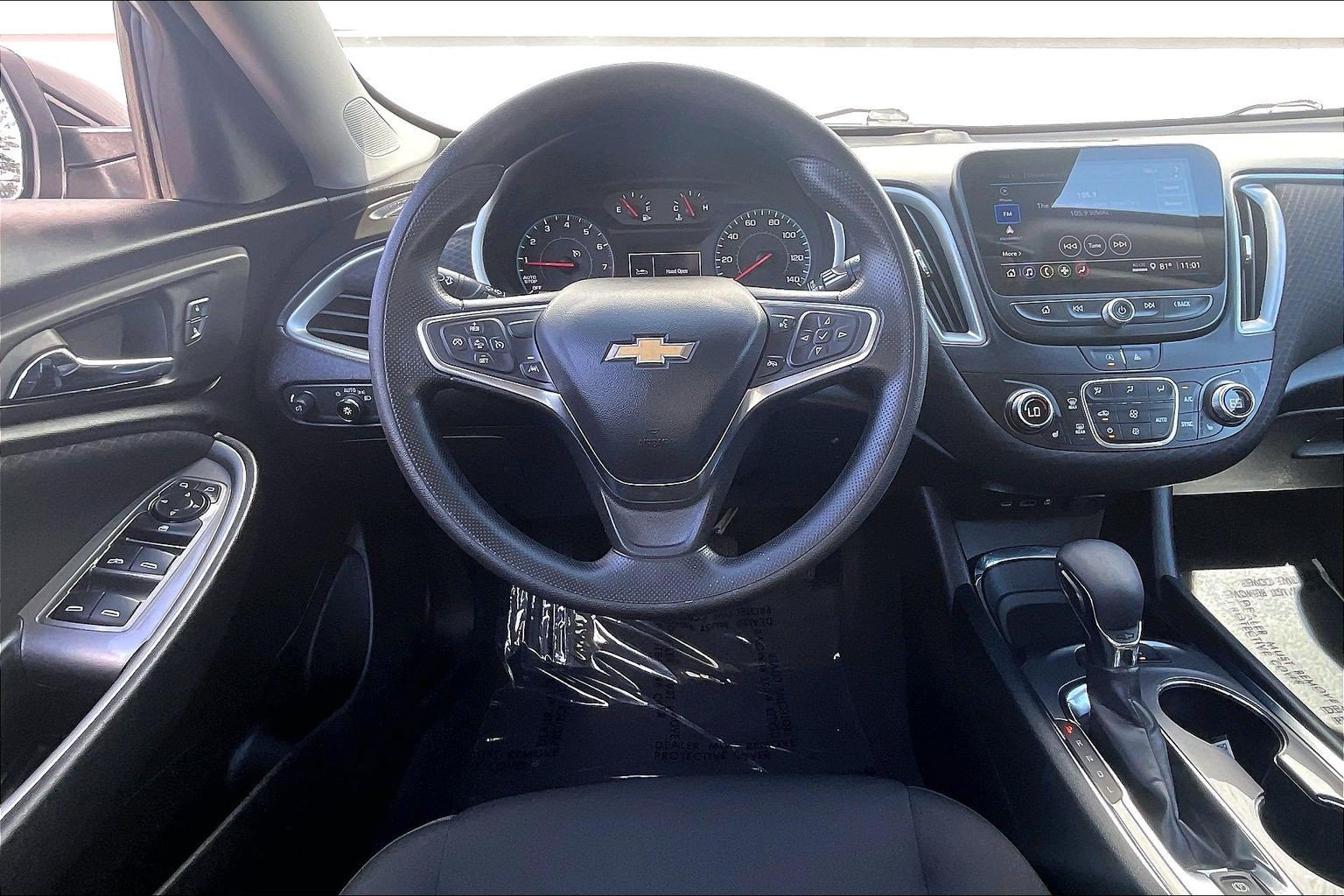 Used 2025 Chevrolet Malibu LT FWD image 6