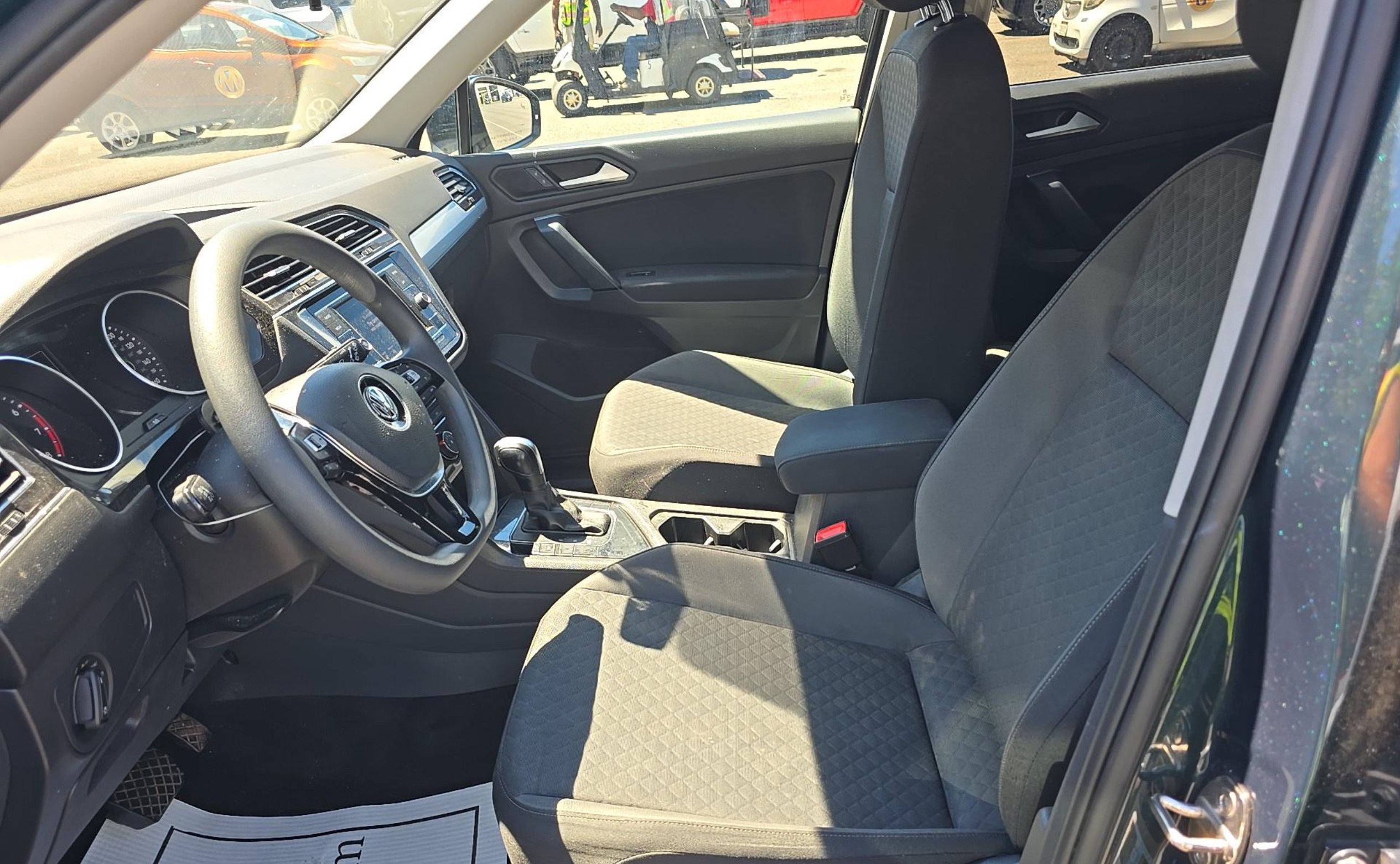 Used 2019 Volkswagen Tiguan S w/ Driver Assistance Package FWD image 6