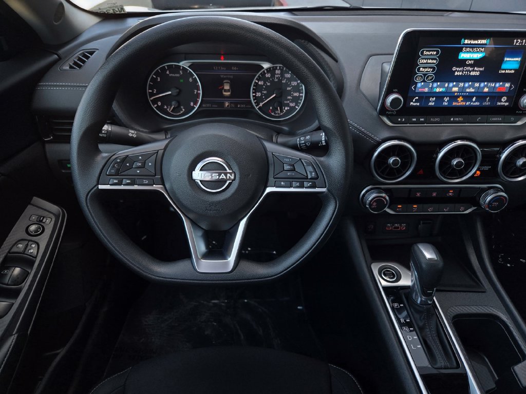 Used 2025 Nissan Sentra SV FWD image 14