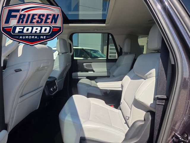Used 2025 Ford Expedition Max Platinum w/ Driver's Package AWD/4WD image 22