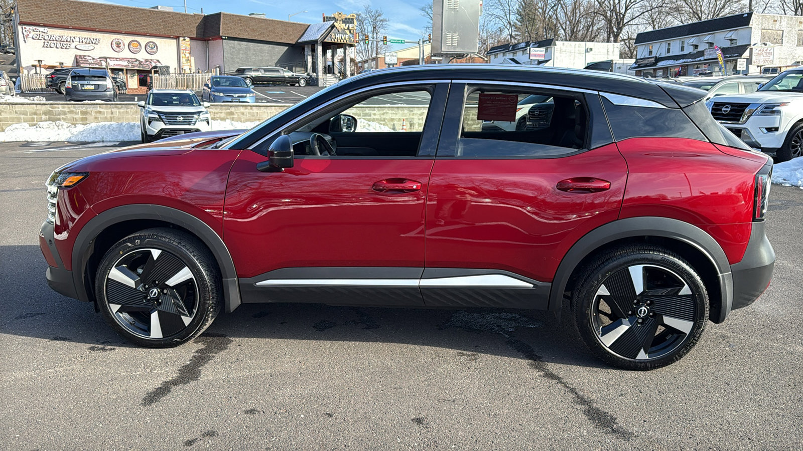 Certified 2025 Nissan Kicks SR image 4