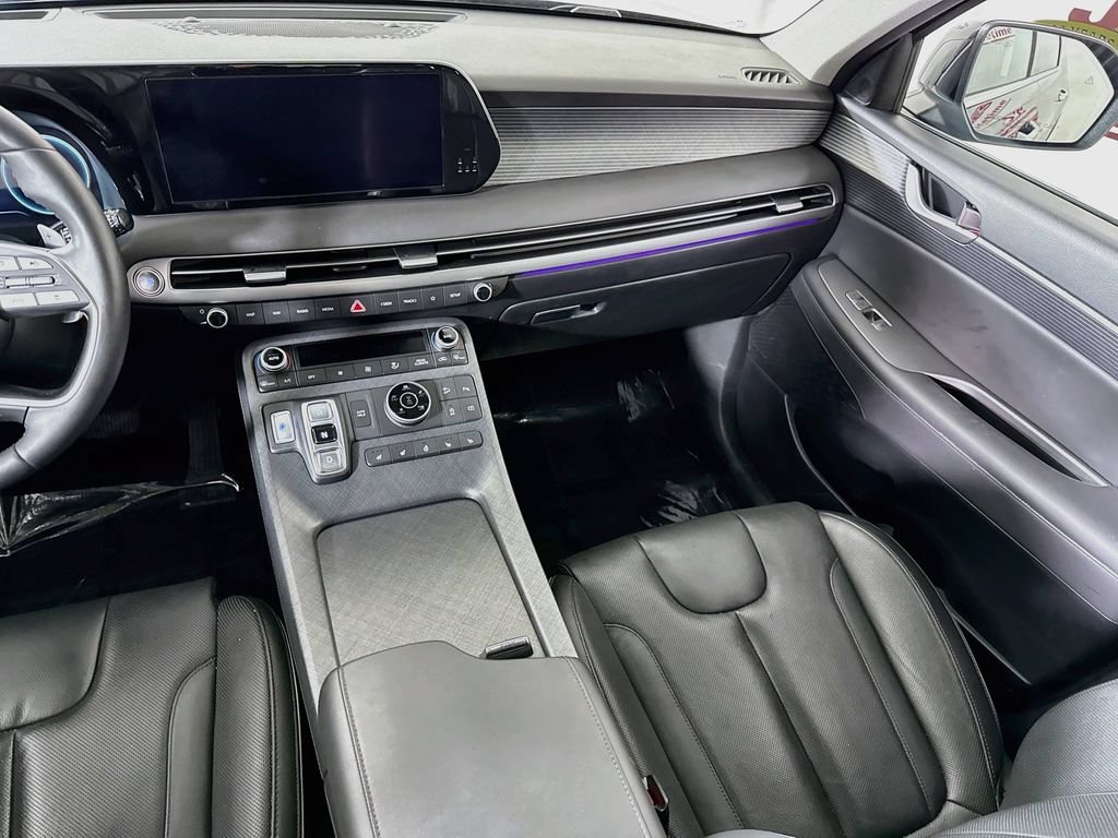 Used 2024 Hyundai Palisade Limited AWD/4WD image 28