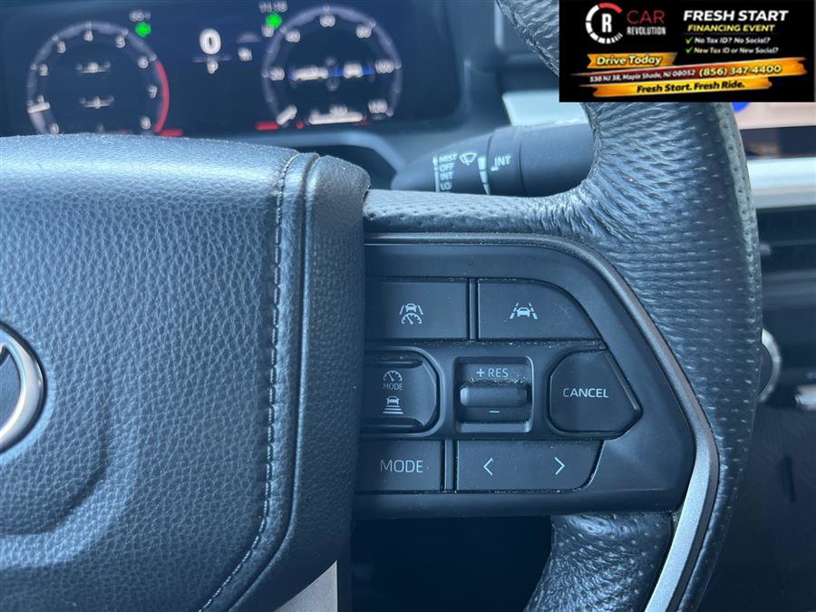 Used 2024 Toyota Tacoma TRD Off-Road AWD/4WD image 23