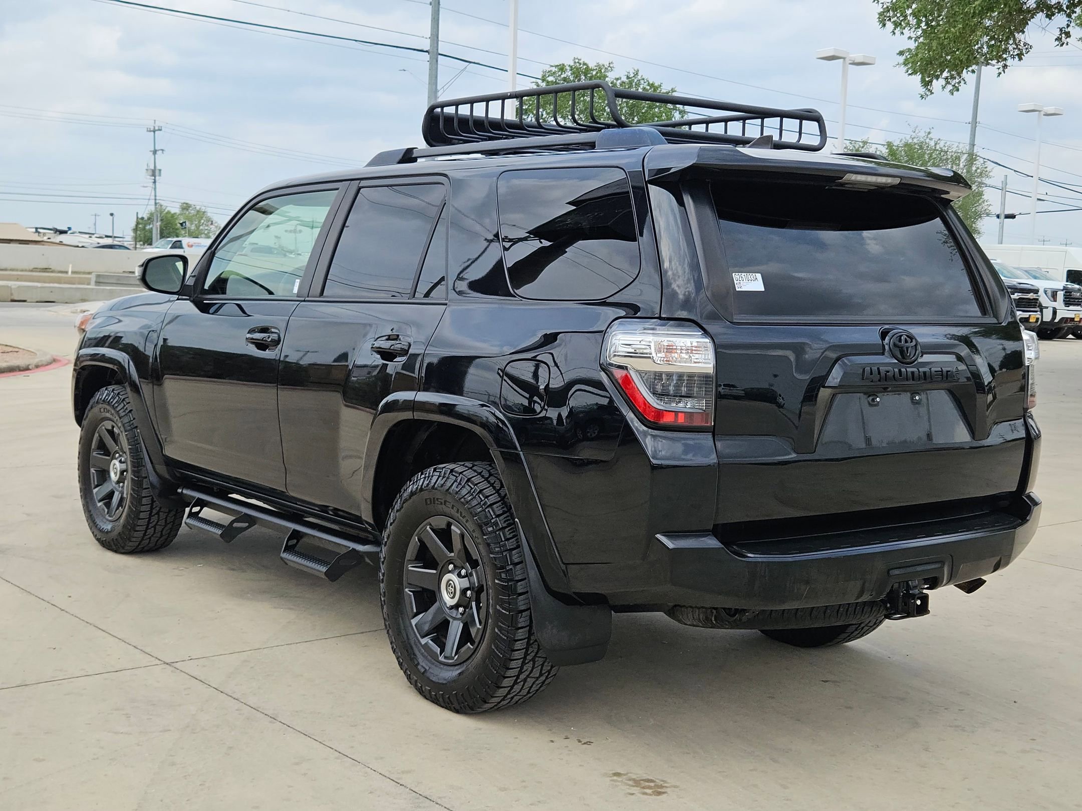Used 2021 Toyota 4Runner Trail Special Edition AWD/4WD image 5