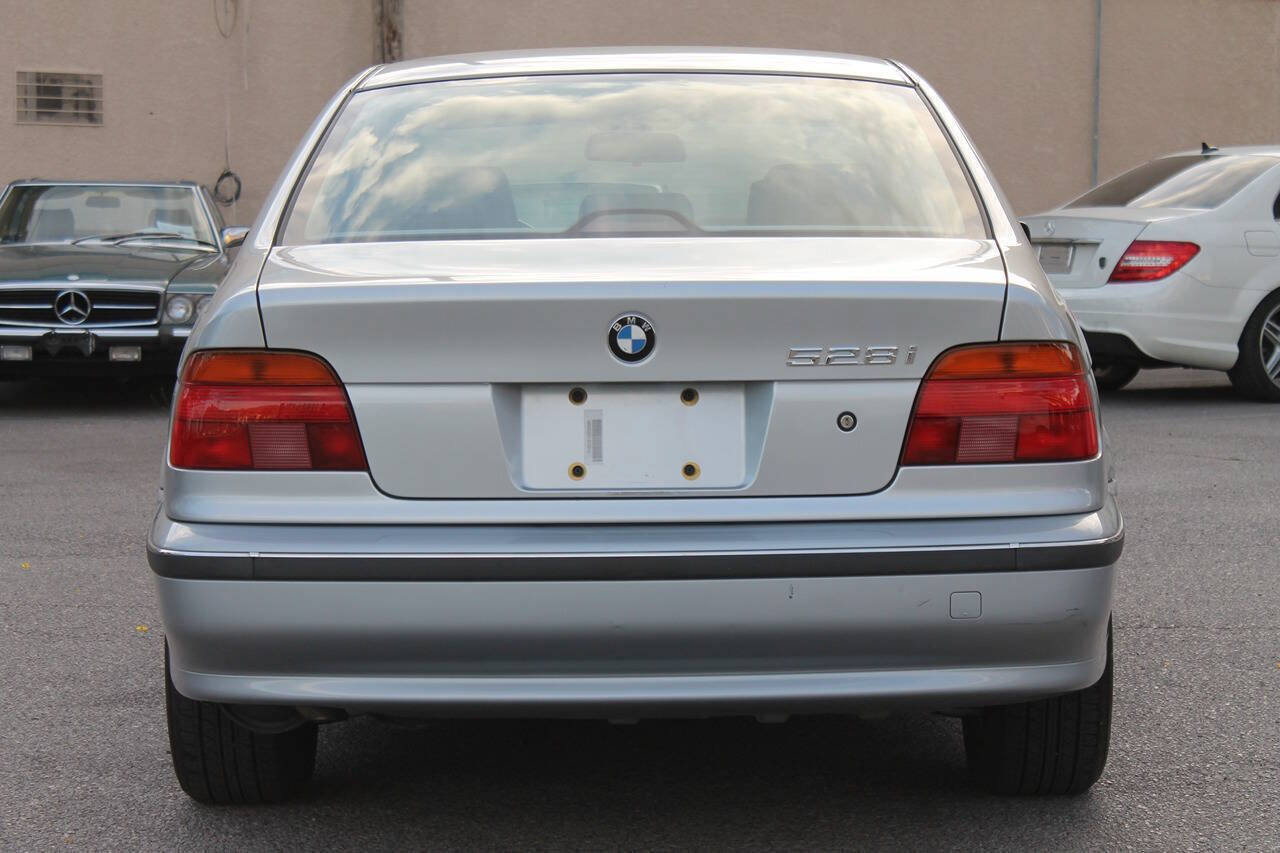 Used 1997 BMW 528i Sedan RWD image 7