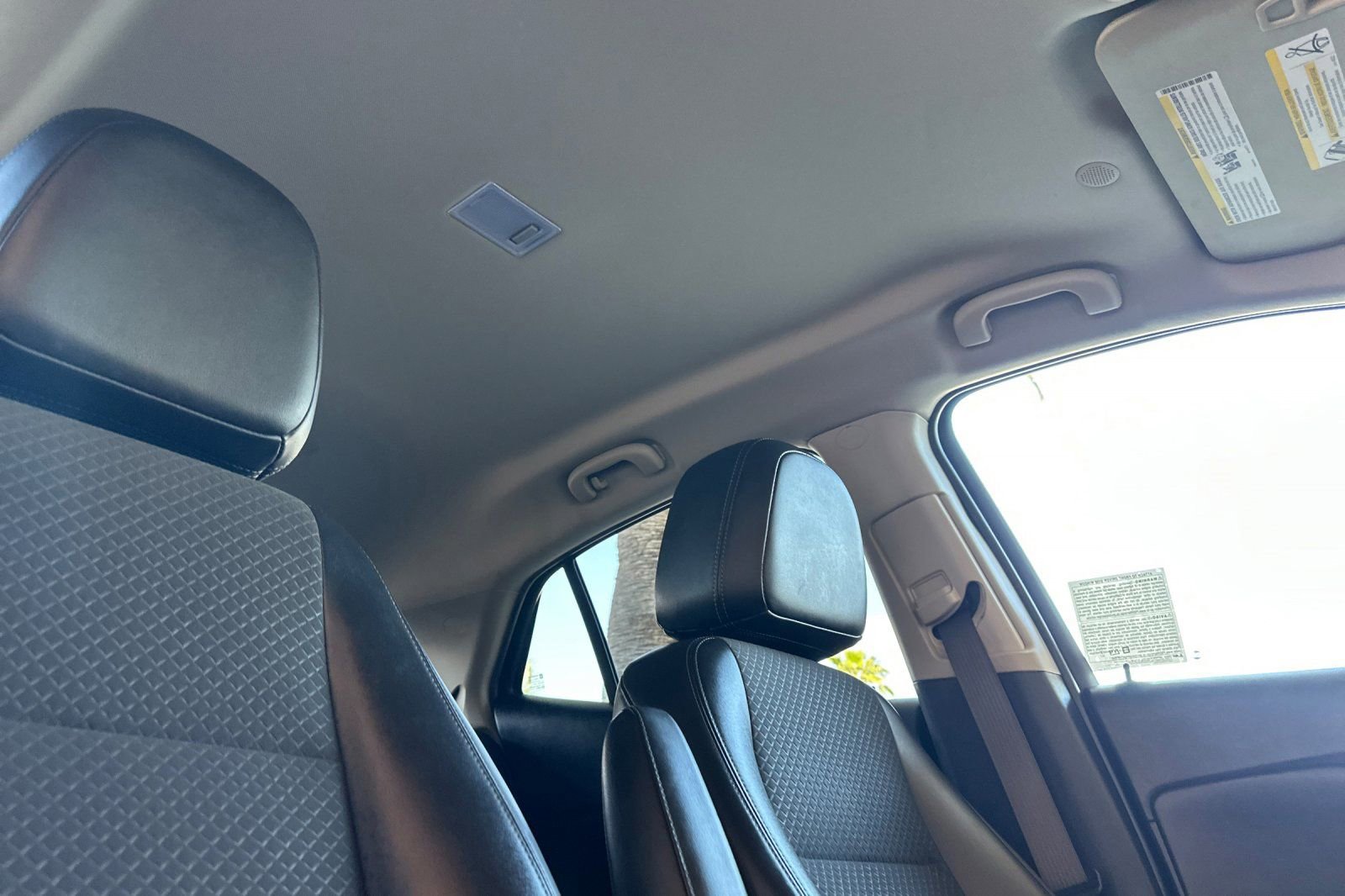 Certified 2021 Buick Encore Preferred FWD image 18