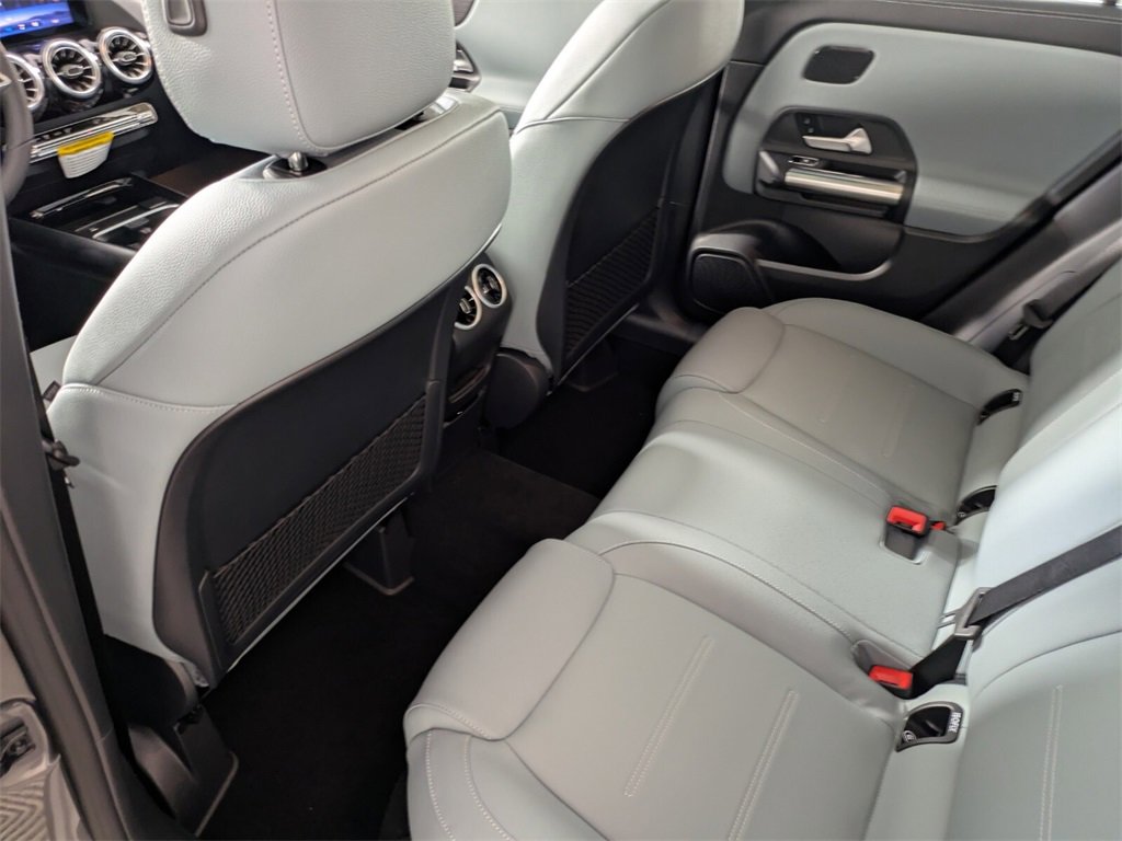 New 2026 Mercedes-Benz GLA 250 image 12