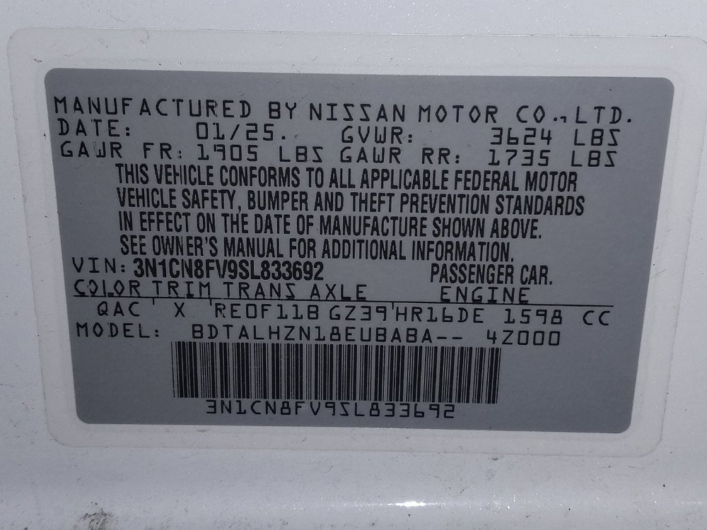 Used 2025 Nissan Versa SR FWD image 33